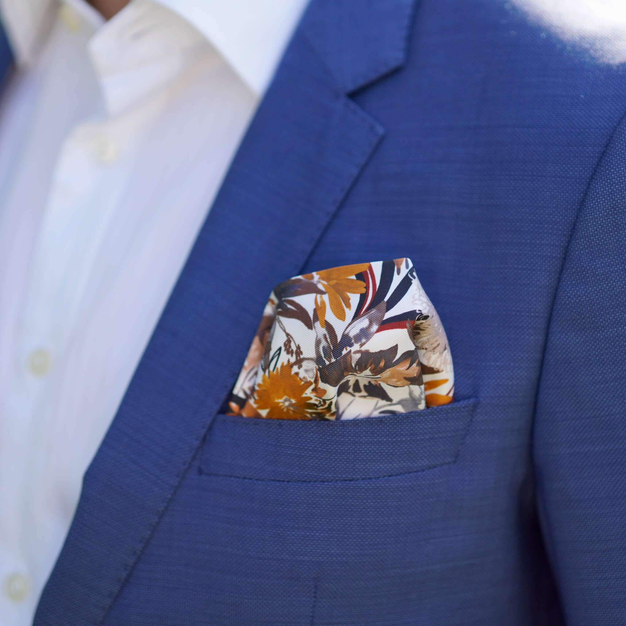 FLORA-BLACK/RUST Pocket Square